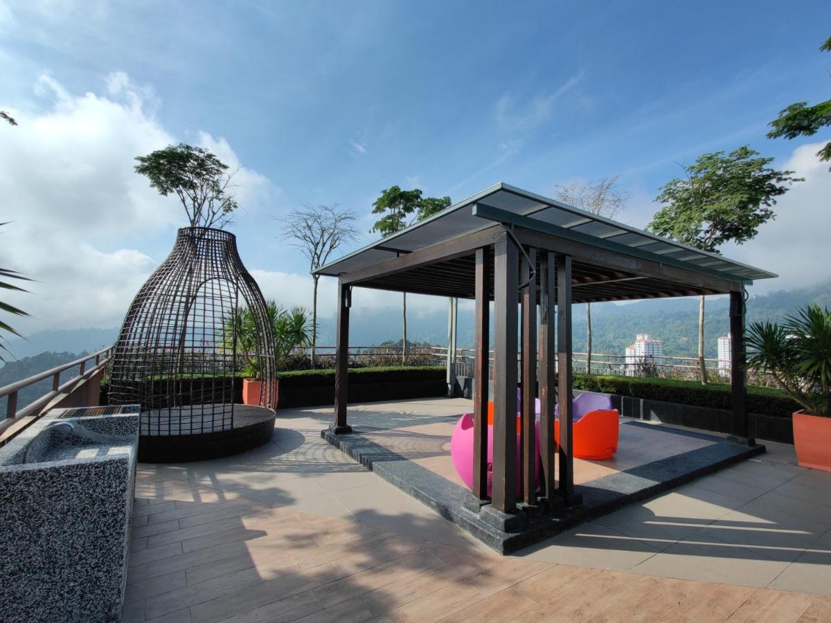 Friends & Family Apartment At Midhill Genting 8Pax Free Wifi Genting Highlands Exterior foto