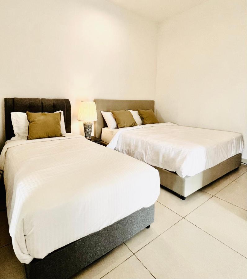Friends & Family Apartment At Midhill Genting 8Pax Free Wifi Genting Highlands Exterior foto